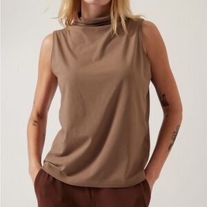 ATHLETA Outbound Sleeveless Mock Neck Funnel Neck Tank Top in Taupe Brown XS